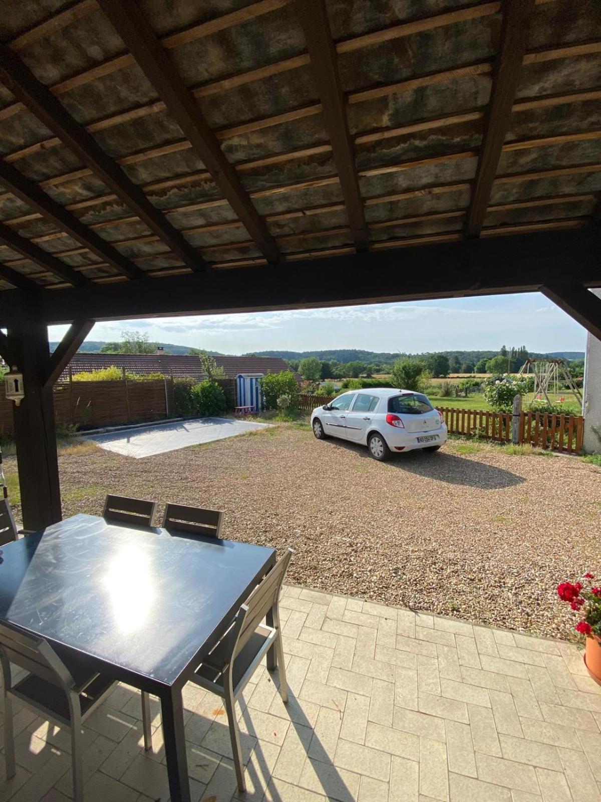 Villa La Petite Maison Toulon-sur-Arroux Exterior foto