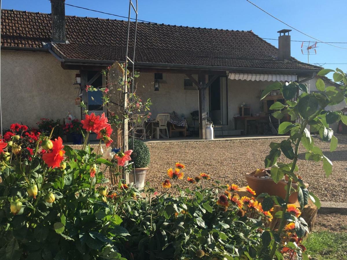 Villa La Petite Maison Toulon-sur-Arroux Exterior foto
